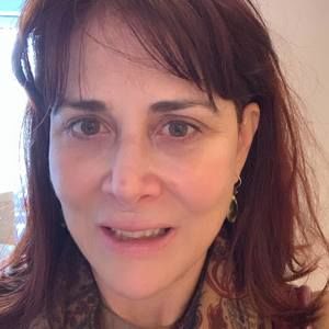 Meet your Posher, Leah